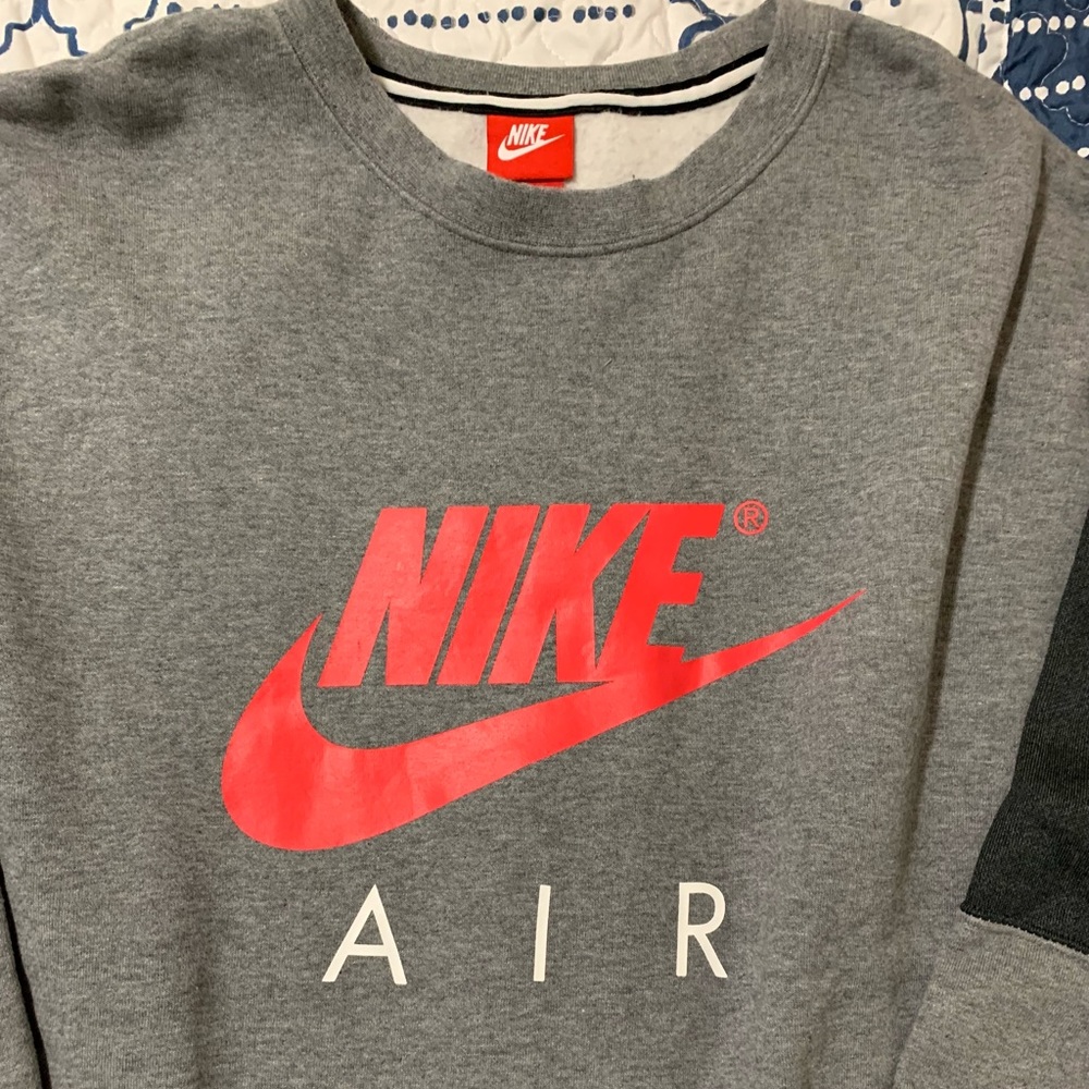 Gently worn Nike Sweatshirt, size XL